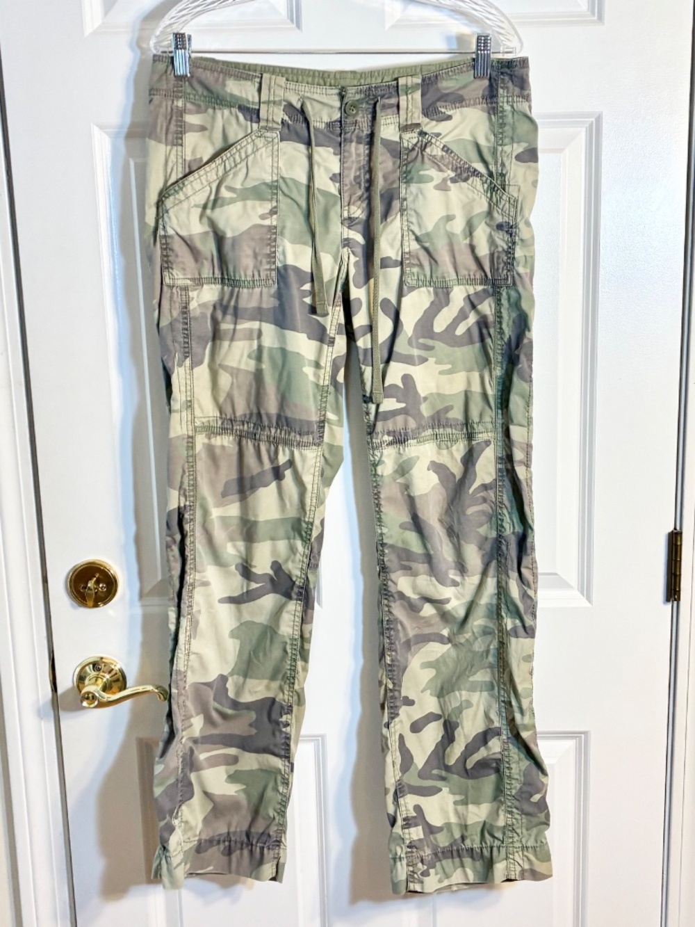 GAP Camo Pants - Picture 2 of 9